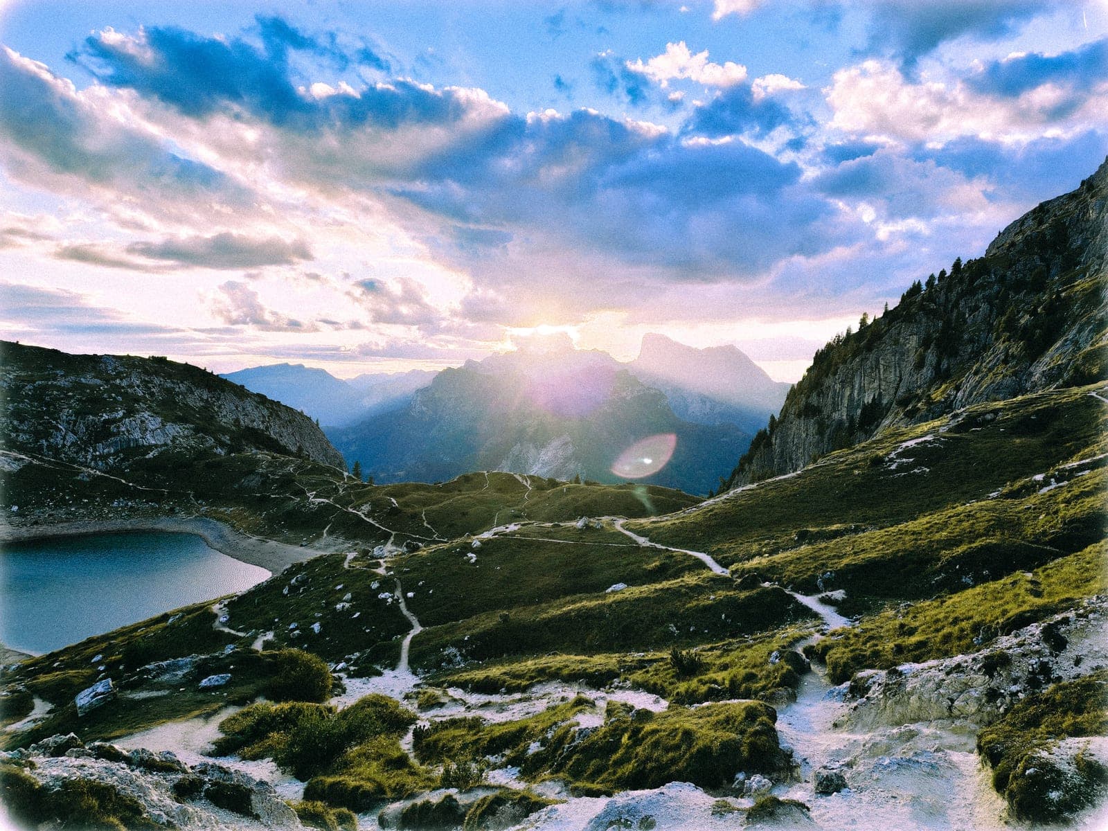Lago Coldai image 18